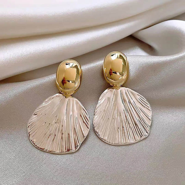 Vintage SS Jewelery Golden Fan earring - Muze London