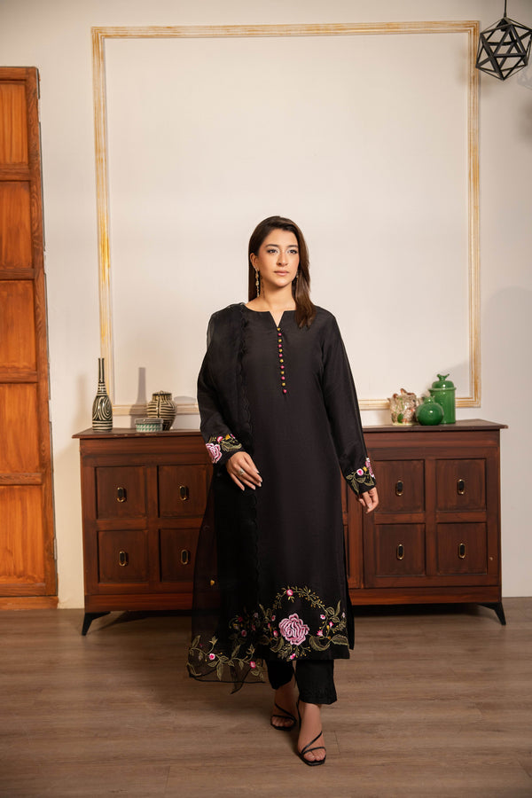 Black Blossoms - A Tale of Craft & Grace - Muze London