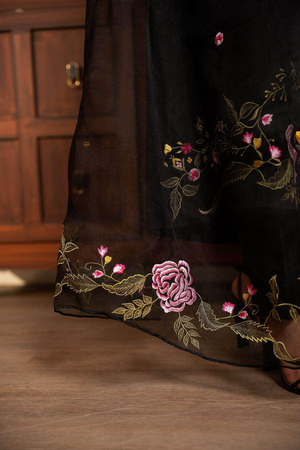Black Blossoms - A Tale of Craft & Grace - Muze London