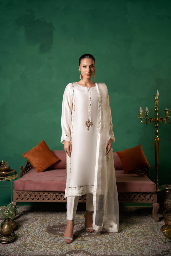 Tehzeeb Élan – Ivory Mukesh Handcrafted Silk Ensemble - Muze London