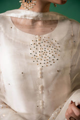 Tehzeeb Élan – Ivory Mukesh Handcrafted Silk Ensemble - Muze London