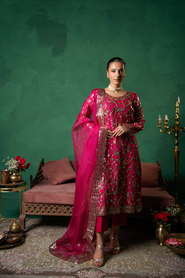 Crimson Éclat – A Radiance of Heritage & Haute Artistry - Muze London