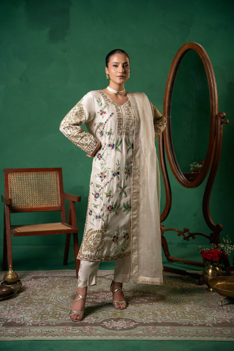 Tehzeeb Éternelle - A Masterpiece Redesigned, Luxury Reimagined - Muze London