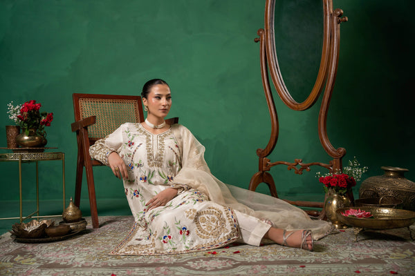Tehzeeb Éternelle - A Masterpiece Redesigned, Luxury Reimagined - Muze London