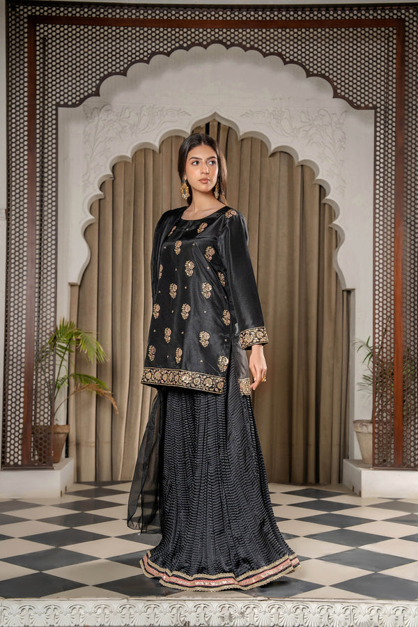 3-Piece Regal Noir - Tradition Meets Luxury - Muze London