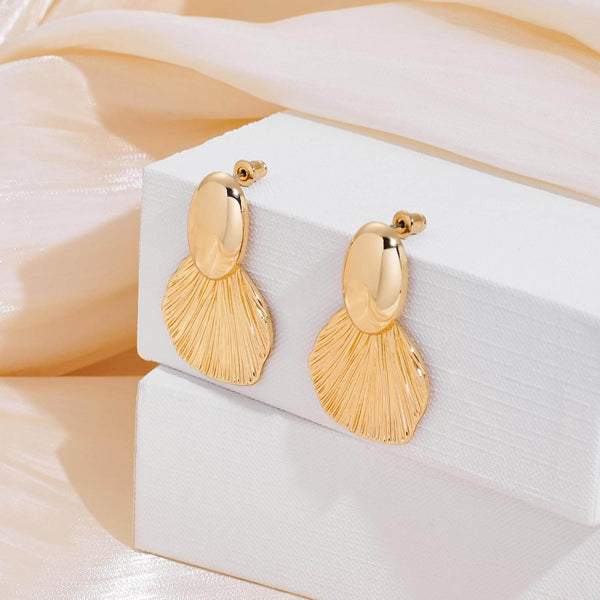 Vintage SS Jewelery Golden - Muze London